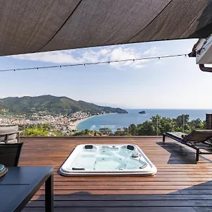 https://spettacolare-vista-isola-terrazza-e-idromassaggio.hotelitalianriviera.com